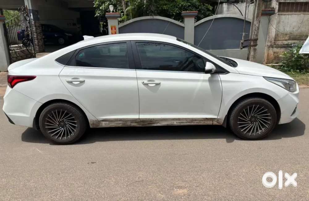 Hyundai Verna For Sale