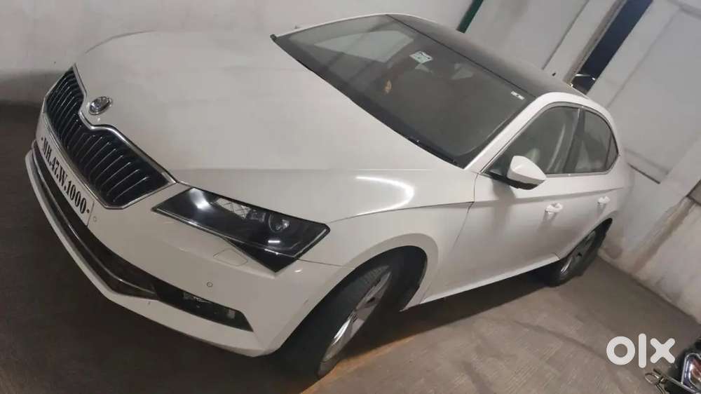 Skoda Superb 2017 Petrol Well Maintained