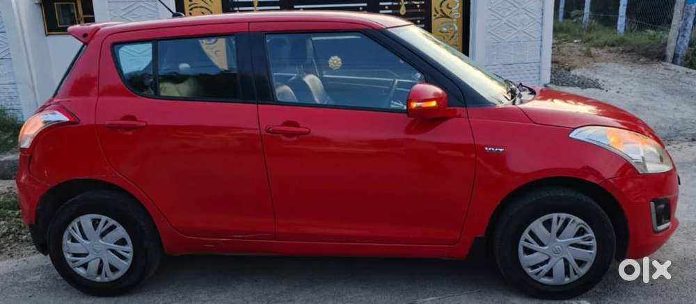 Maruti Suzuki Swift Vxi Optional, 2016, Petrol