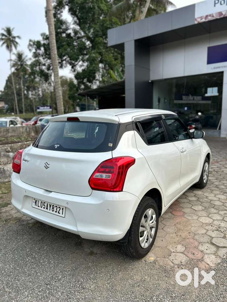 Maruti Suzuki Swift 2018 Amt Vxi, 2022, Petrol