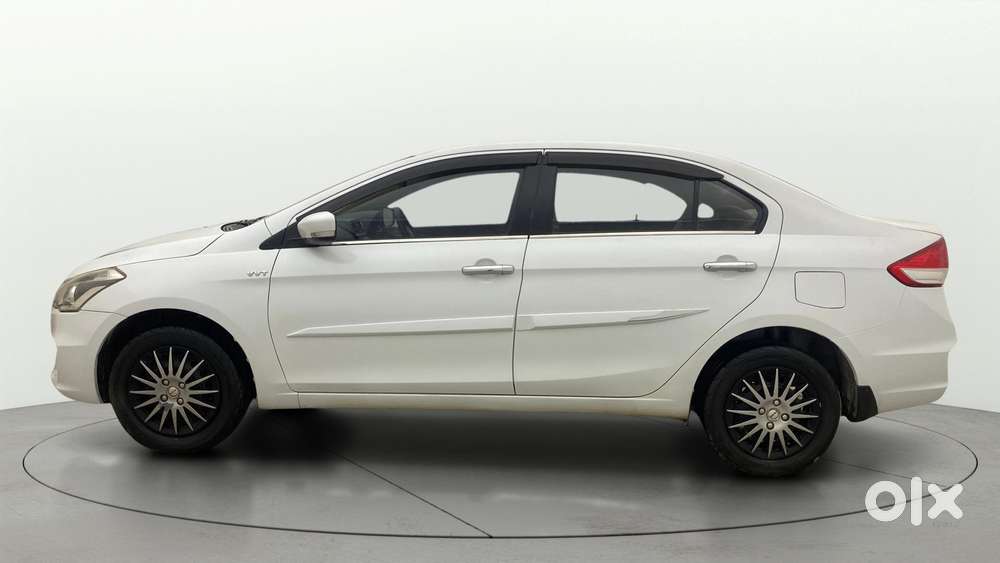 Maruti Suzuki Ciaz 2014-2017 Vxi Plus, 2015, Petrol