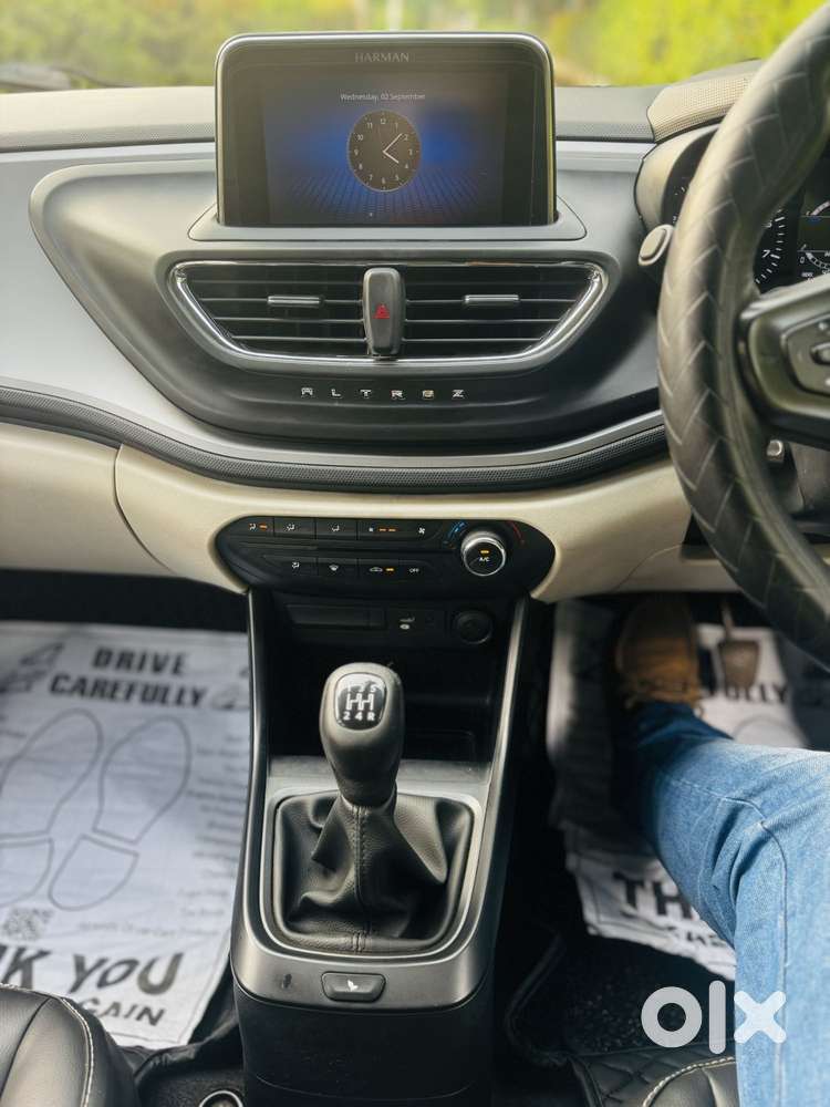 Tata Altroz 1.2 Xm Plus, 2022, Petrol