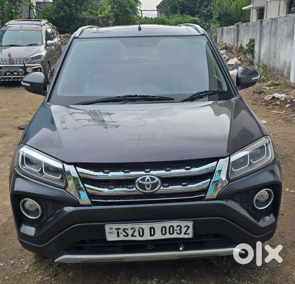 Toyota Urban Cruiser 2022 Petrol Well Maintained