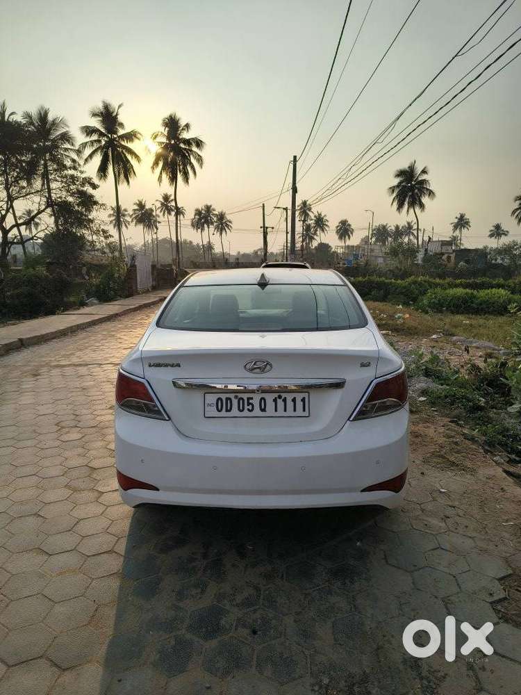 Hyundai Verna [2015-2017] Fluidic 4s 1.6 Crdi Sx (o), 2015, Diesel