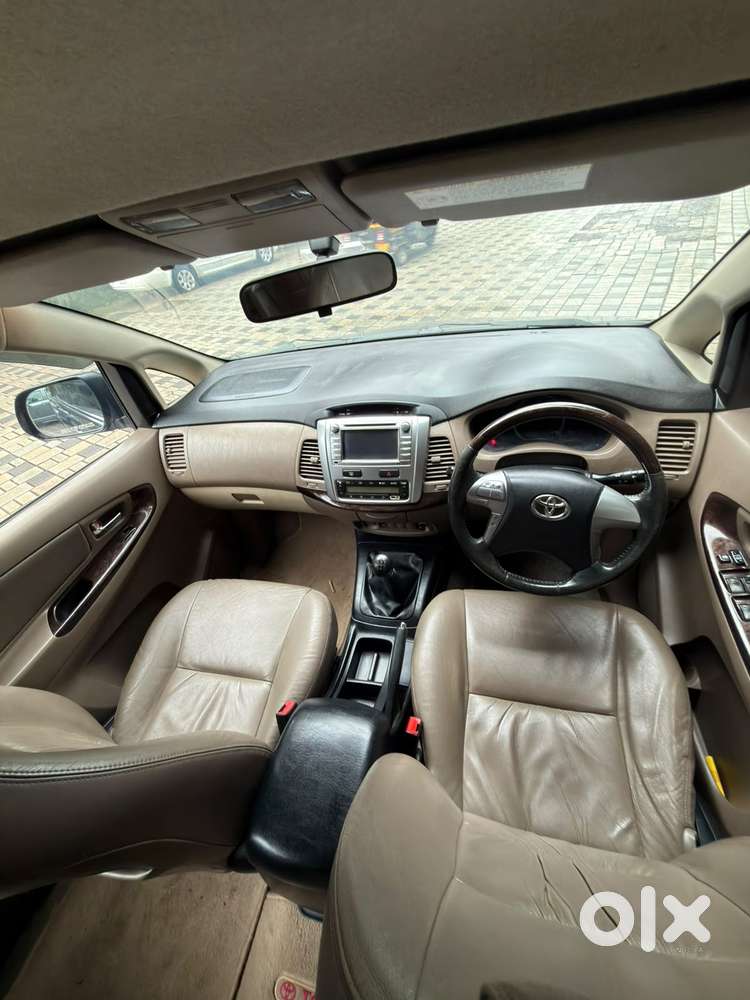 Toyota Innova 2.5 Z Diesel 7 Seater, 2015, Diesel