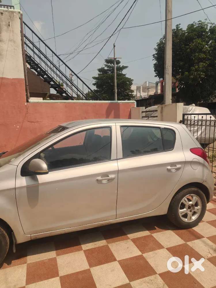 Hyundai I20 Sportz 2011 With Low Kilometers