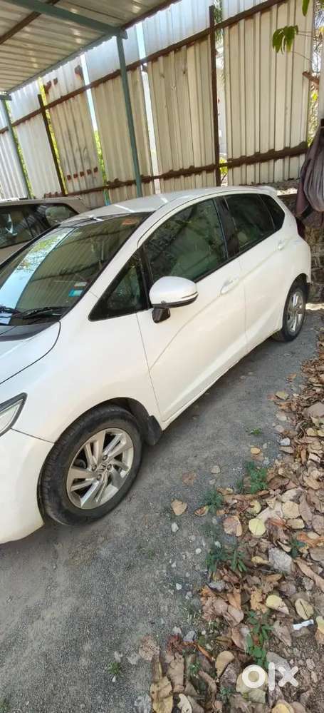 Honda Jazz 2016 Diesel Well Maintained