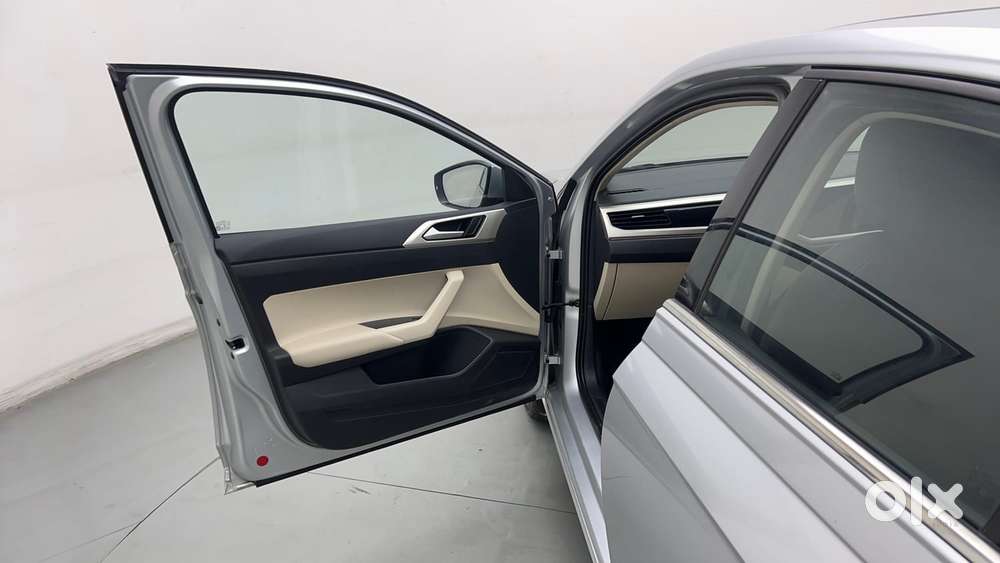 Volkswagen Virtus 1.0 Topline Tsi At, 2023, Petrol