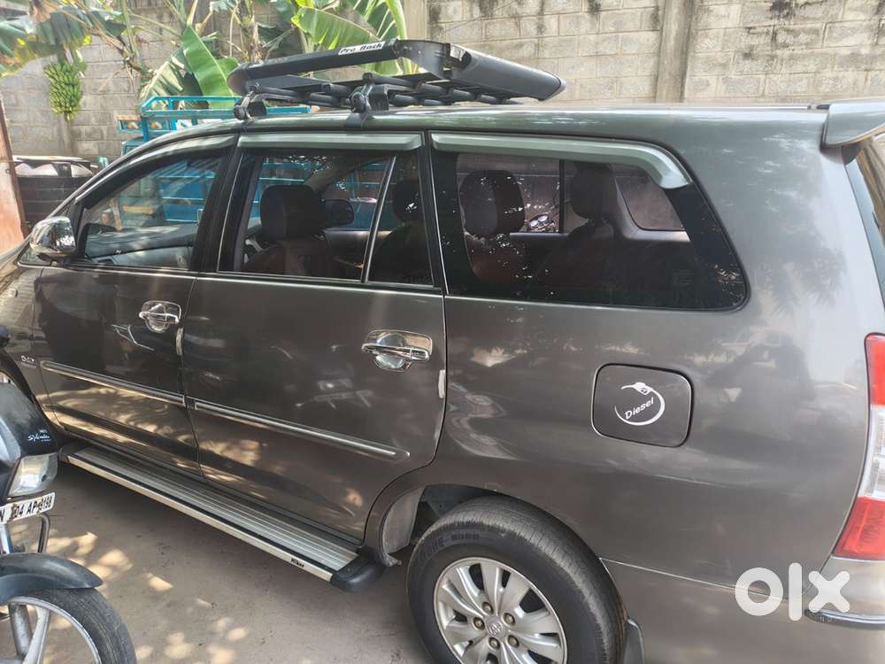 Toyota Innova Diesel 2011  2.5 V Model