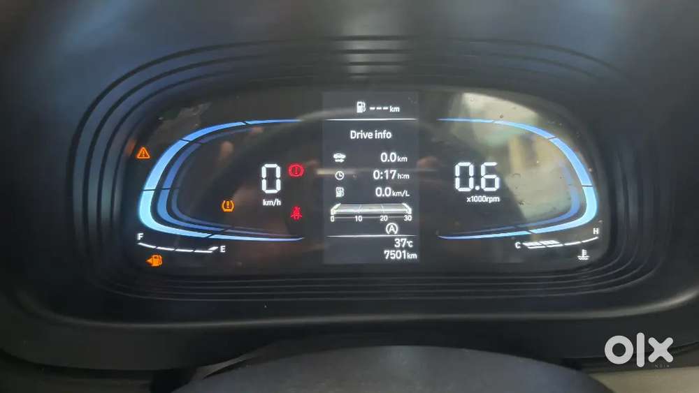 Hyundai Venue Petrol 2024