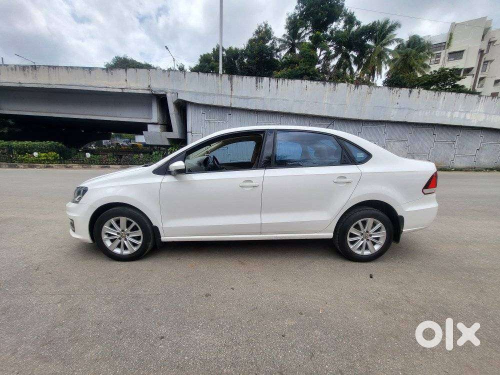 Volkswagen Vento 1.6 Highline Plus 16 Alloy, 2016, Petrol