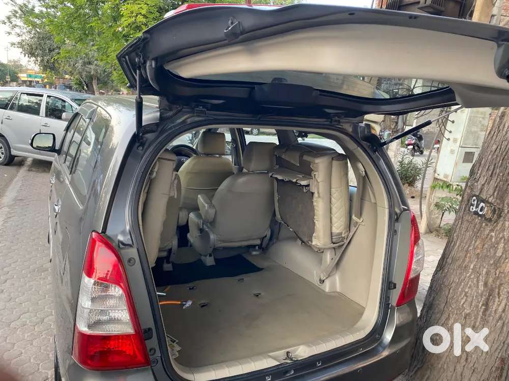 Toyota Innova 2013 Diesel Well Maintained