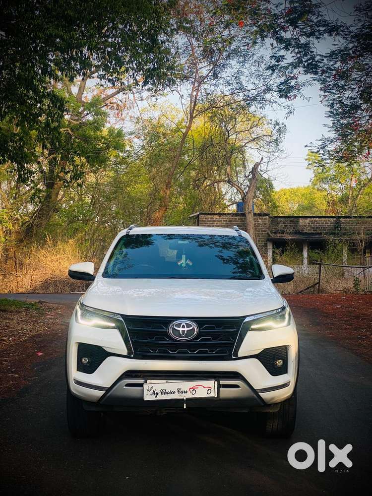 Toyota Fortuner [2021-ongoing] 2.8 2wd Diesel At, 2024, Diesel
