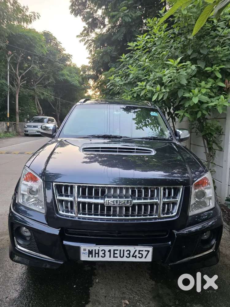 Isuzu Mu7 Diesel At Premium 2015 December