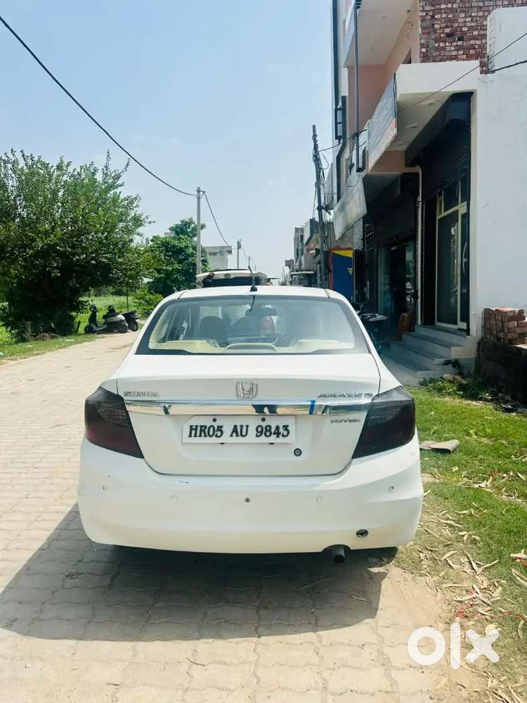Honda Amaze 2nd Gen 2017 Diesel 100000 Km Driven All Docoment Availabl