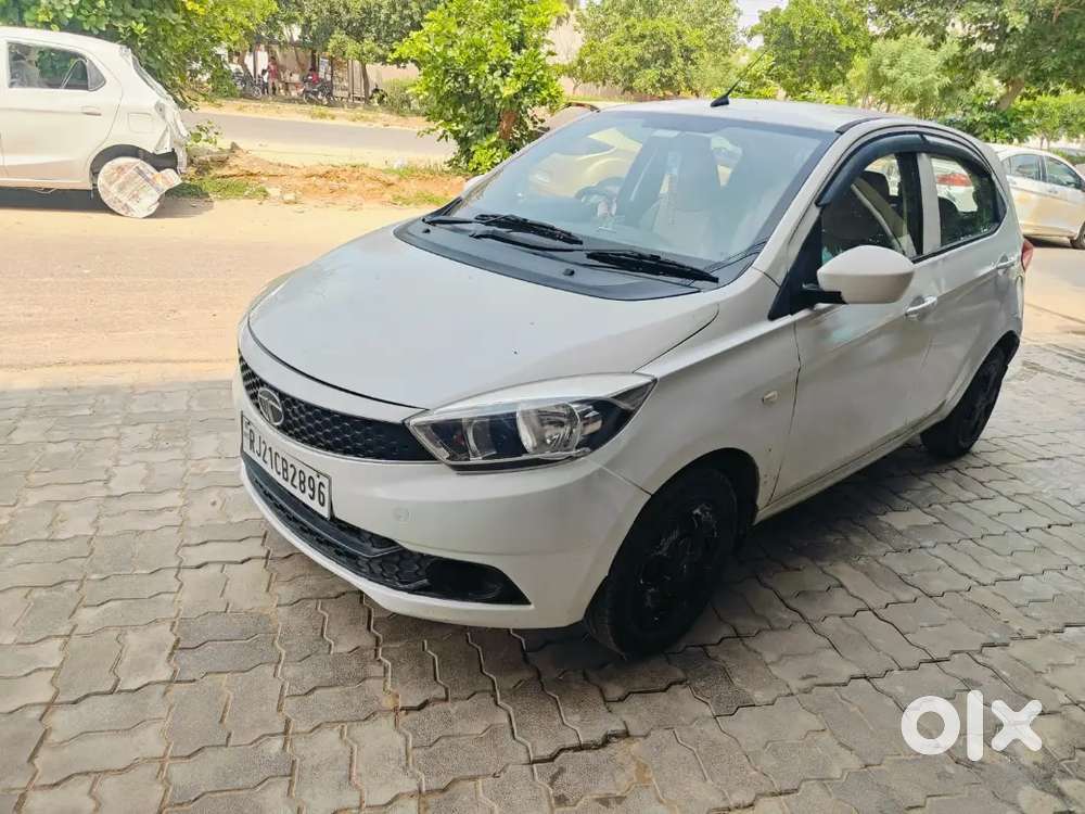 Tata Tiago Revotron Xt 2018
