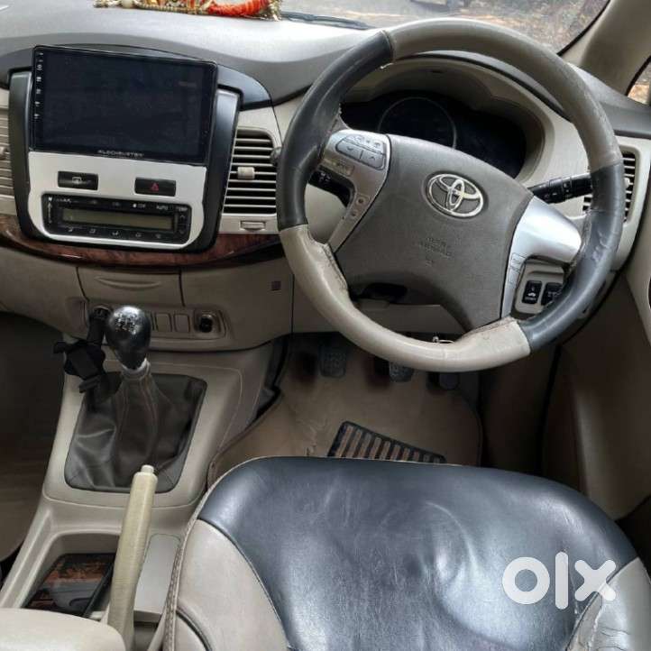 Toyota Innova 2.5 Vx 8 Str, 2015, Diesel