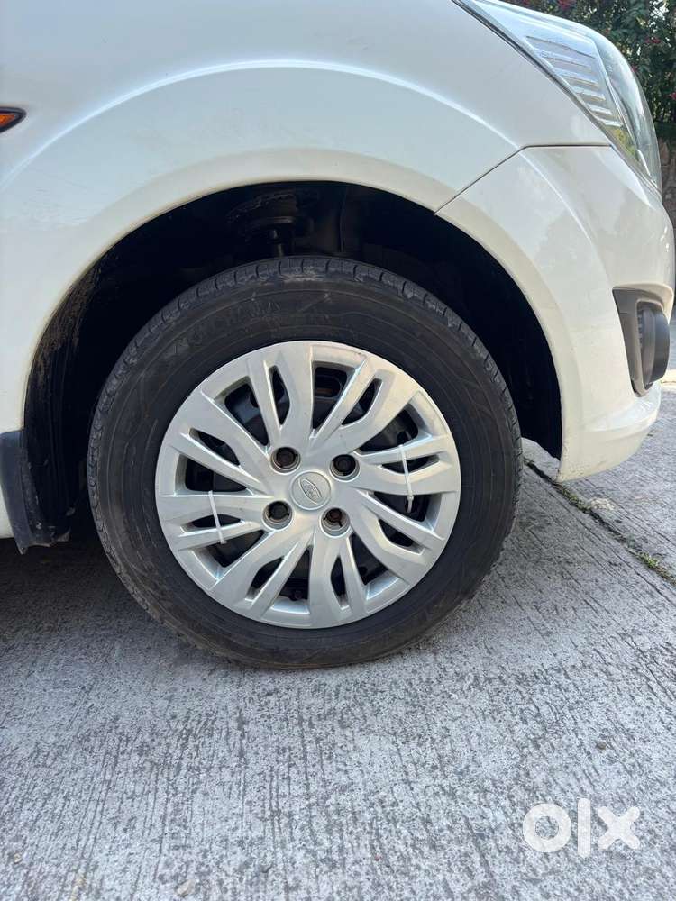 Ford Figo 2010-2012 Petrol Zxi, 2014, Petrol