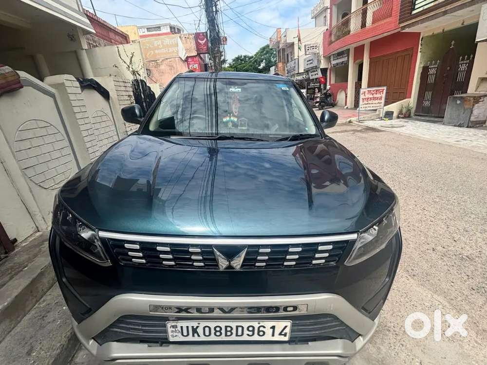 Mahindra Xuv300 Petrol 2023