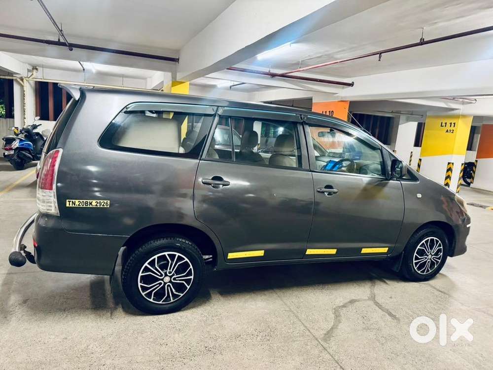 Toyota Innova 2013 Diesel 190000 Km Driven Well Maintained