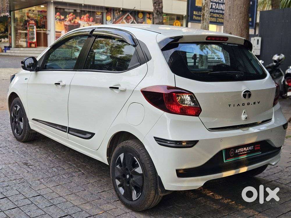 Tata Tiago Ev Xz Plus Tech Lux Lr, 2024