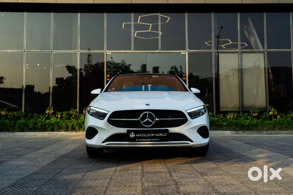 Mercedes-benz A-class Limousine 200, 2025, Petrol