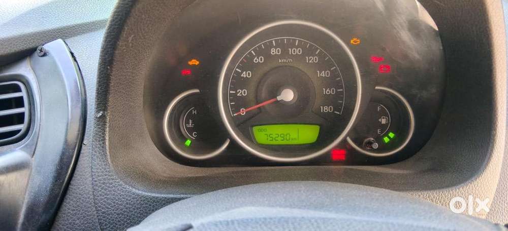 Hyundai Eon 2012 Petrol 75700 Km Driven