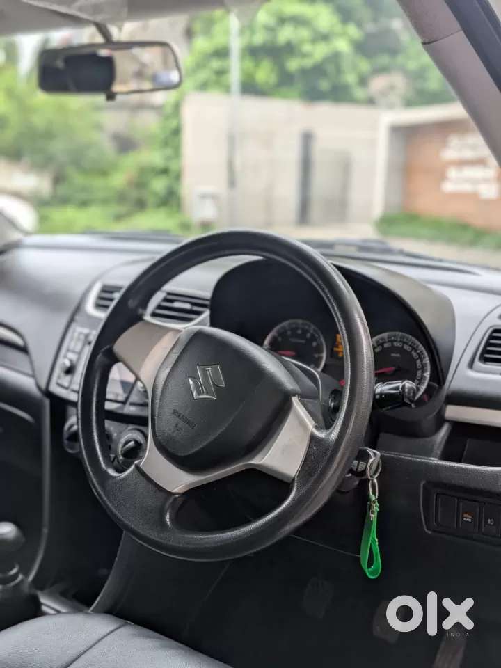 Maruti Suzuki Swift Vxi, 2016, Petrol