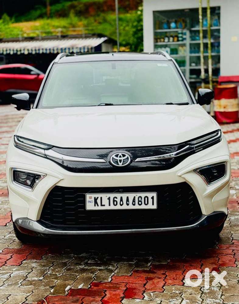 Toyota Urban Cruiser Hyryder 1.5 V Hybrid, 2022, Petrol