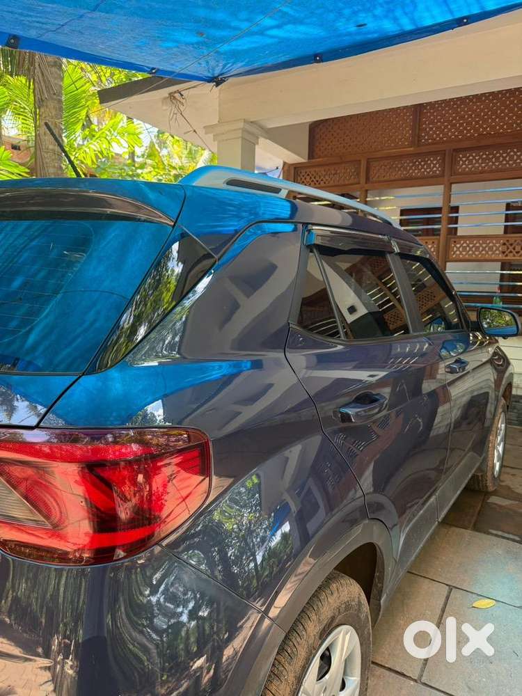 Hyundai Venue 2022 Petrol Well Maintained