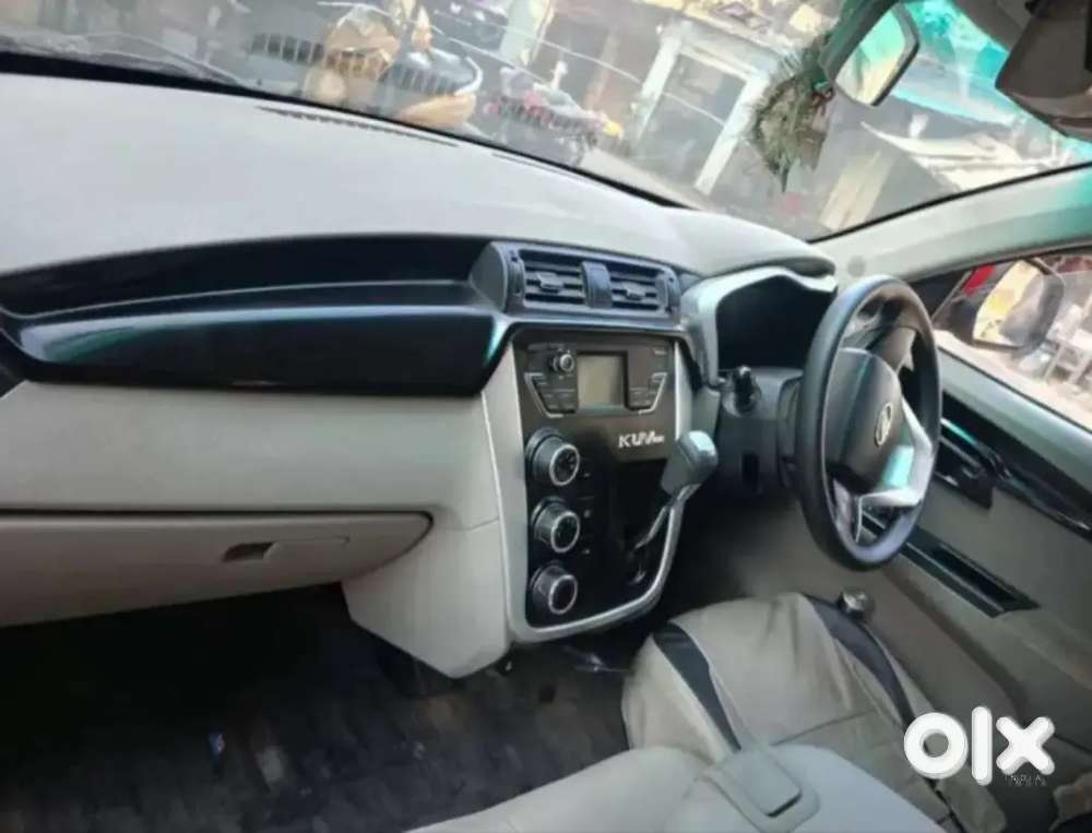 Mahindra Kuv100 Nxt 2016