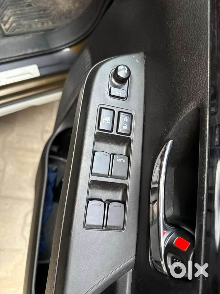 Maruti Suzuki Xl6 1.5 Zeta At, 2022, Petrol