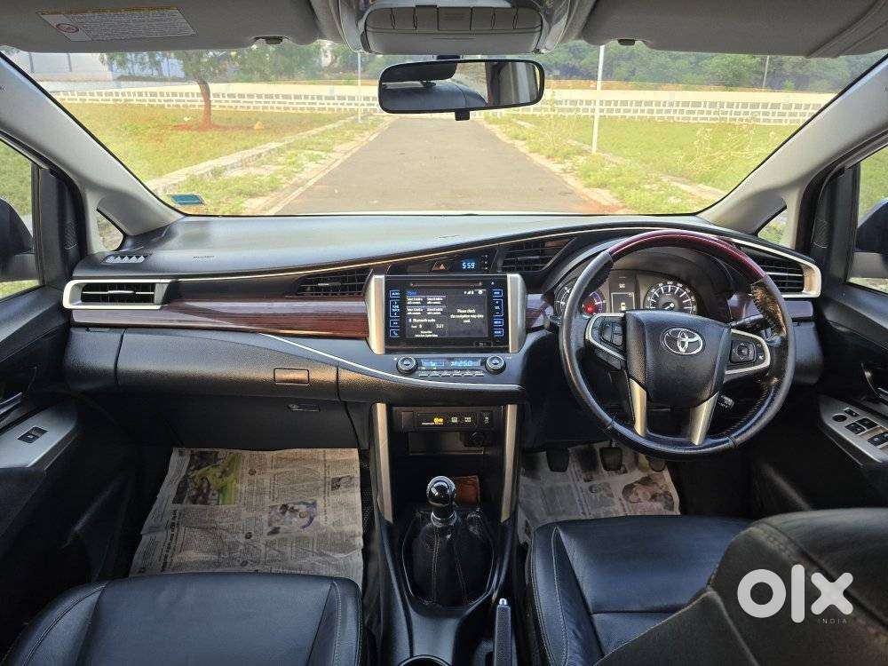 Toyota Innova Crysta 2.4 Z 7 Str, 2016, Diesel