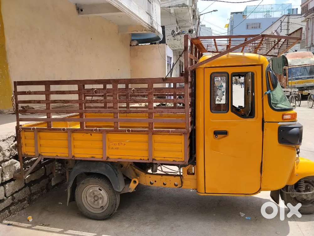 Bajaj Maxima C