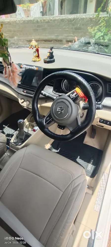 Maruti Suzuki Ertiga Vxi 2025