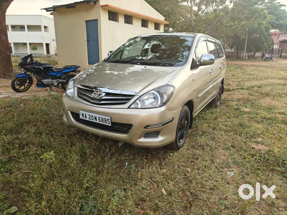 Toyota Innova 2008 Diesel Manual Car