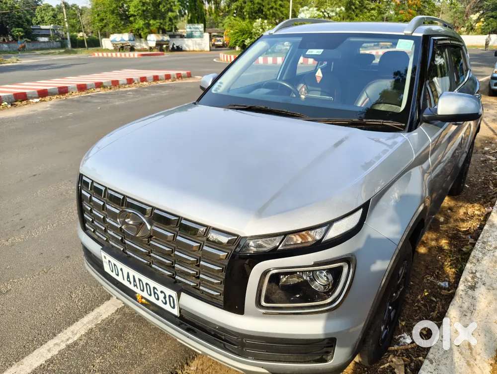 Hyundai Venue 1.2 2023 Almost Like New