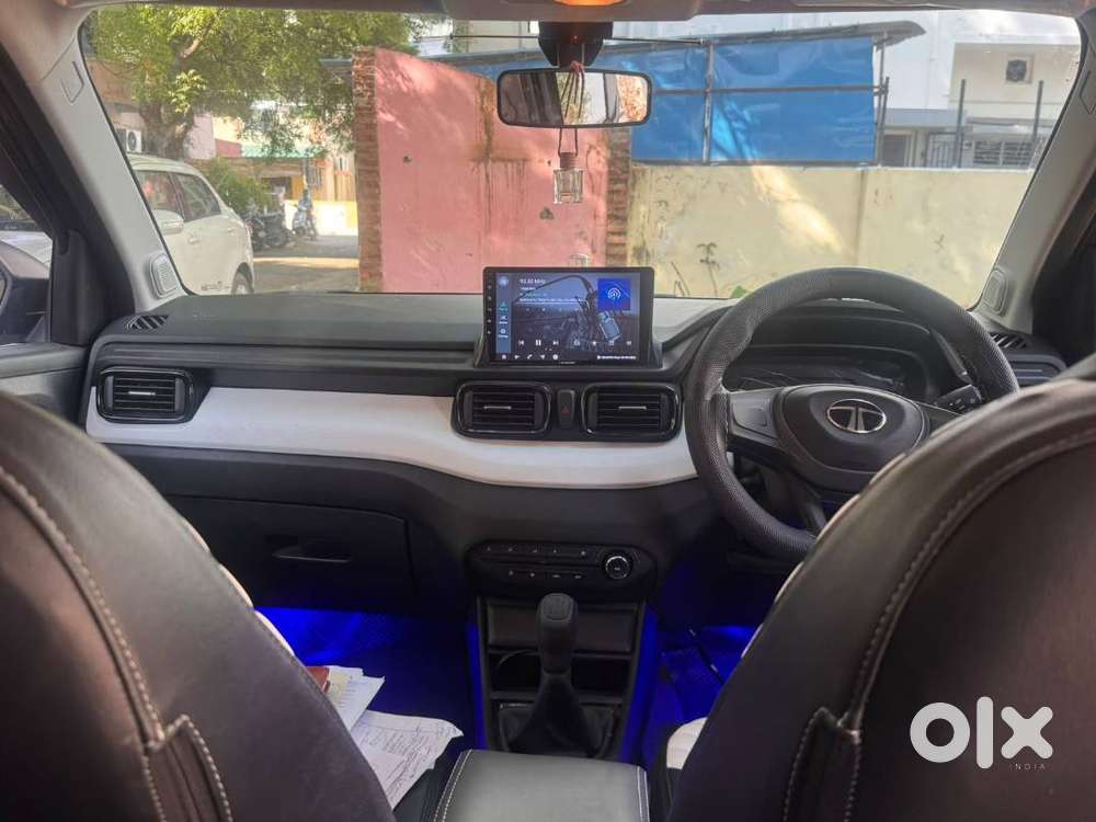 Tata Punch Pure 2025
