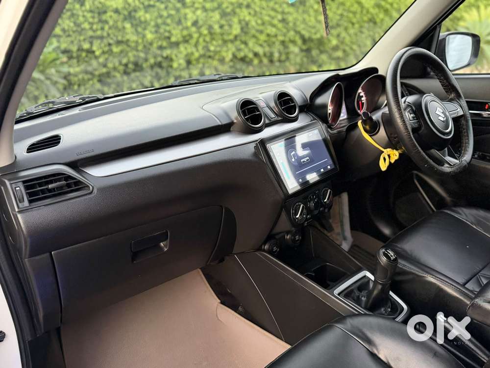 Maruti Suzuki Swift Vxi Optional, 2021, Petrol