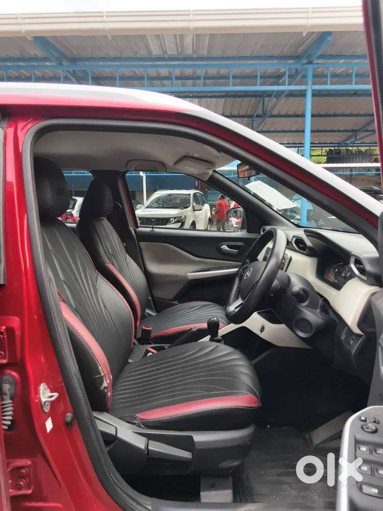 Nissan Magnite 1.0 Xv, 2024, Petrol