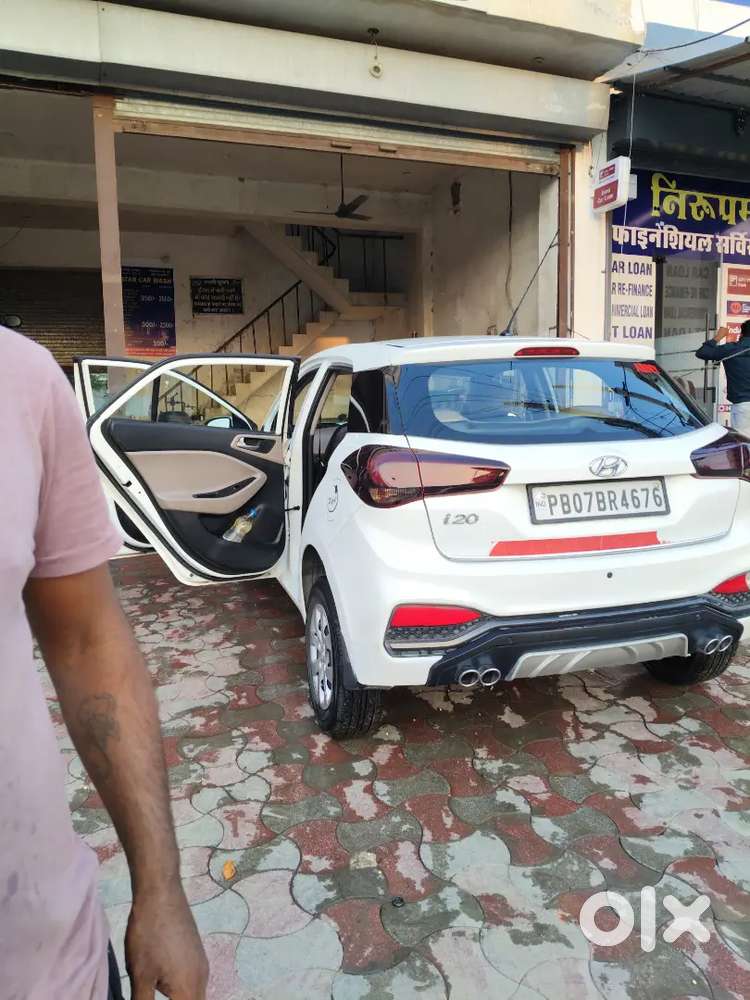 Hyundai I20 2018 Petrol 46000 Km Driven