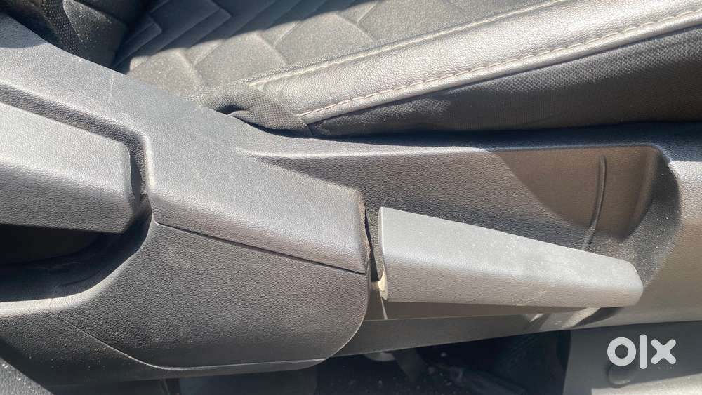 Nissan Magnite 1.0 Xv Premium Turbo Cvt (o) Dual Tone, 2022, Petrol