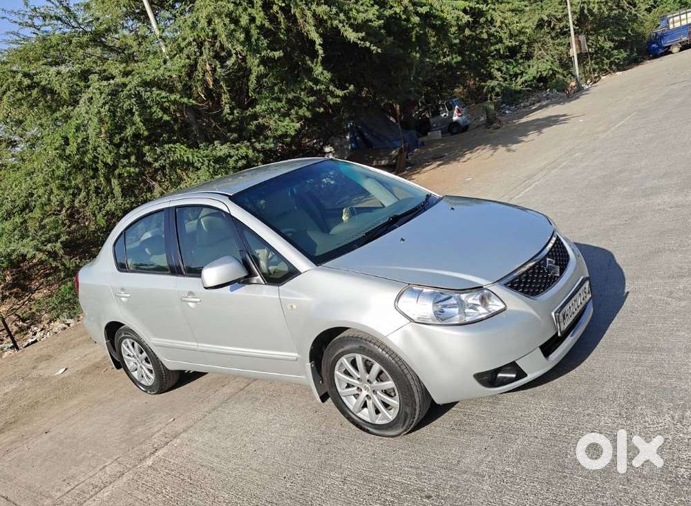 Maruti Suzuki Sx4 Zxi Mt Bsiv, 2012, Petrol