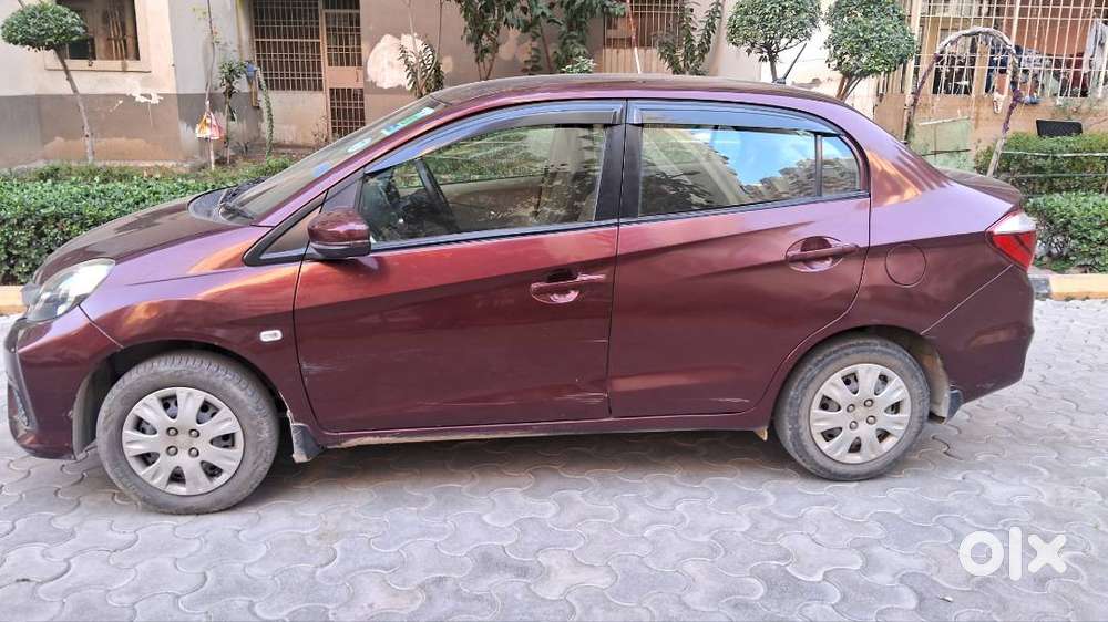 Honda Amaze 2017 Petrol Good Condition
