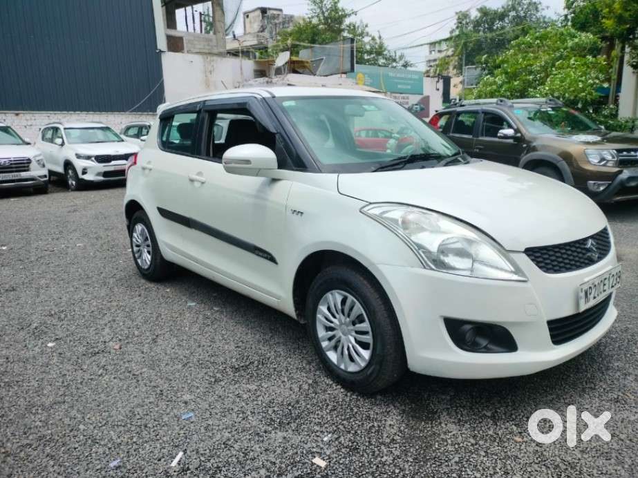 Maruti Suzuki Swift Vxi With Abs, 2014, Petrol
