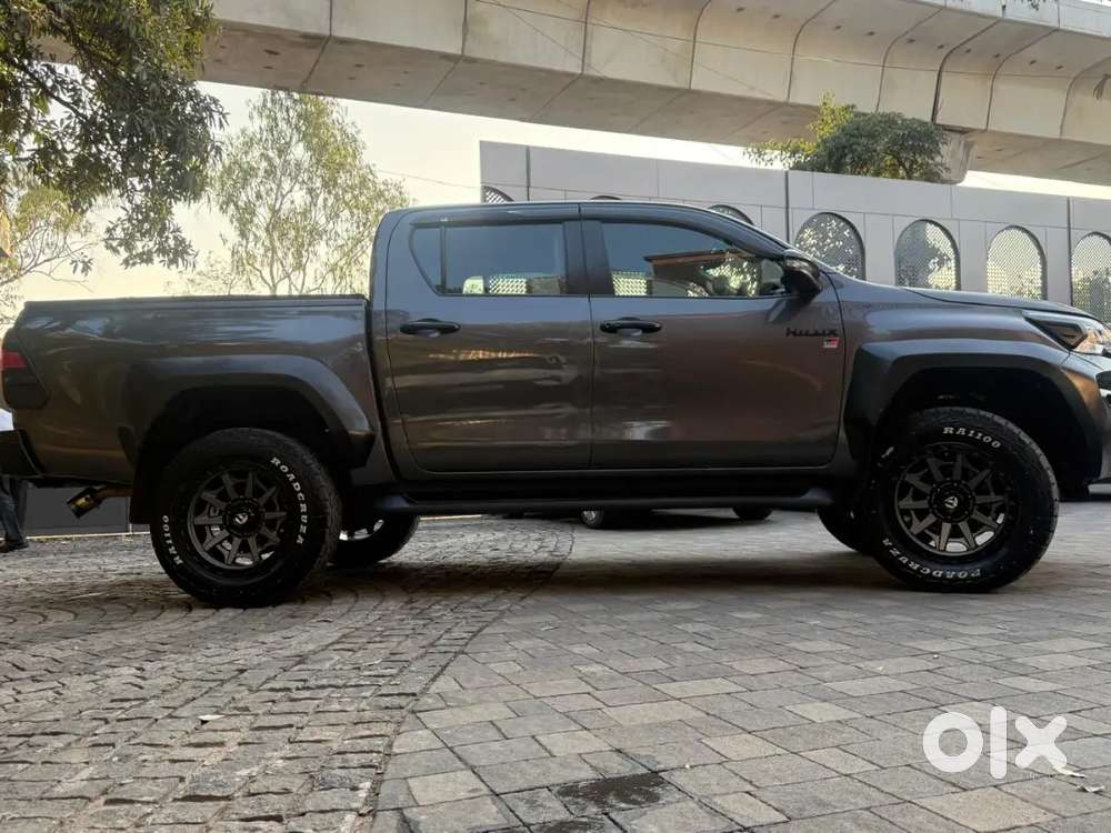 Toyota Hilux 2023 Diesel 53000 Km Driven