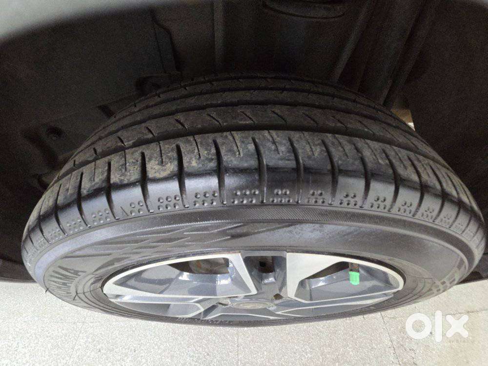 Tata Tigor Xza, 2018, Petrol