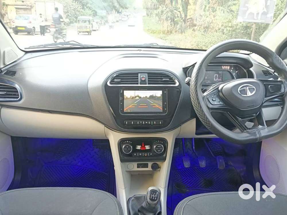 Tata Tiago 1.05 Revotorq Xz Plus Dualtone, 2023, Cng & Hybrids