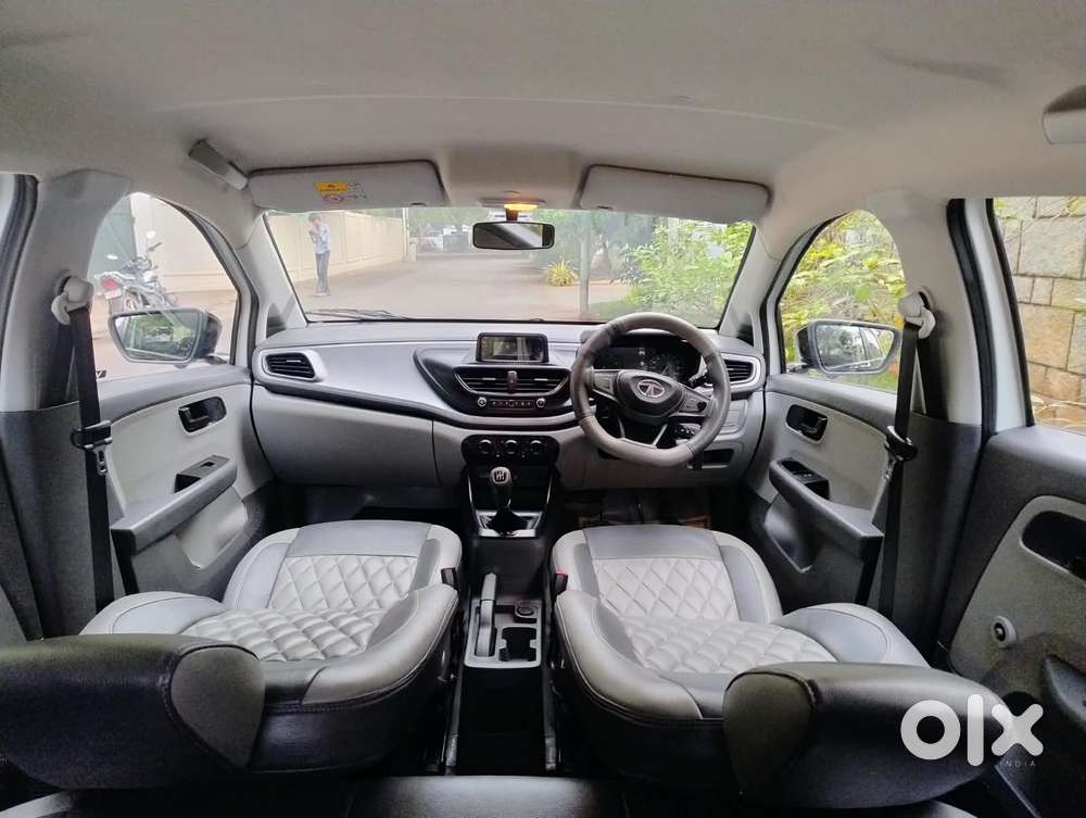 Tata Altroz 1.2 Xe, 2021, Petrol