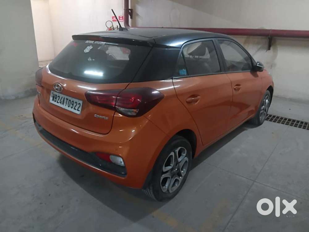 Hyundai Elite I20 Sportz Plus (dual Tone) Good Condition-only 25k Kms!